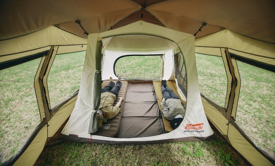 コールマン2022年新商品「4Sワイド 2ルームトリオ」 | キャンプレビュー