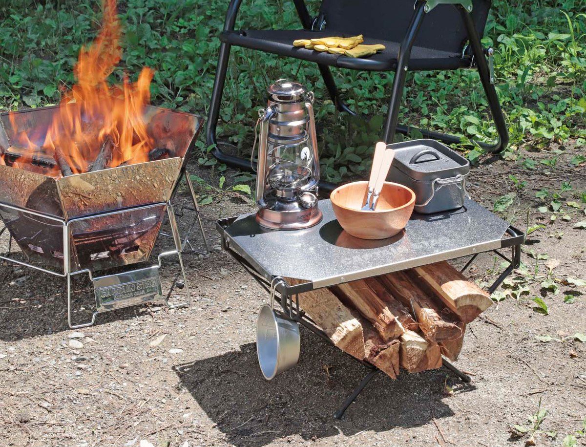 キャプテンスタッグから「ステンレス薪ラックテーブル」登場