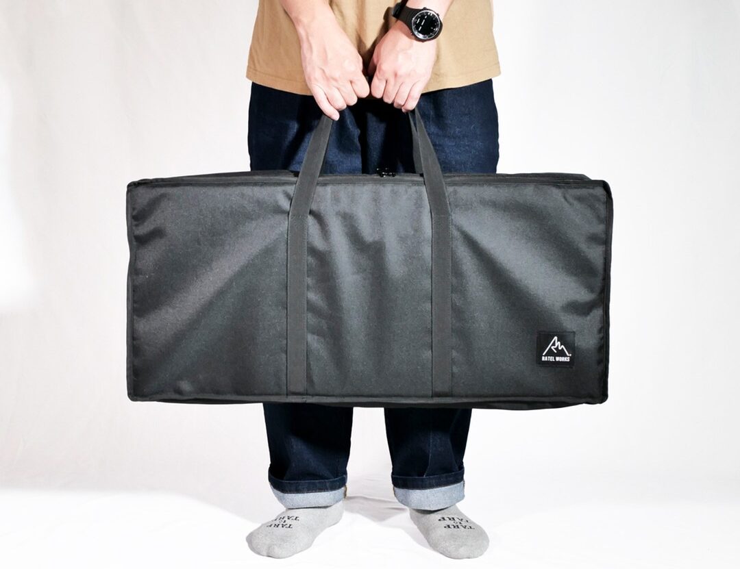 ラーテルワークスからIGT規格対応の「ウッドパネルテーブル120」登場