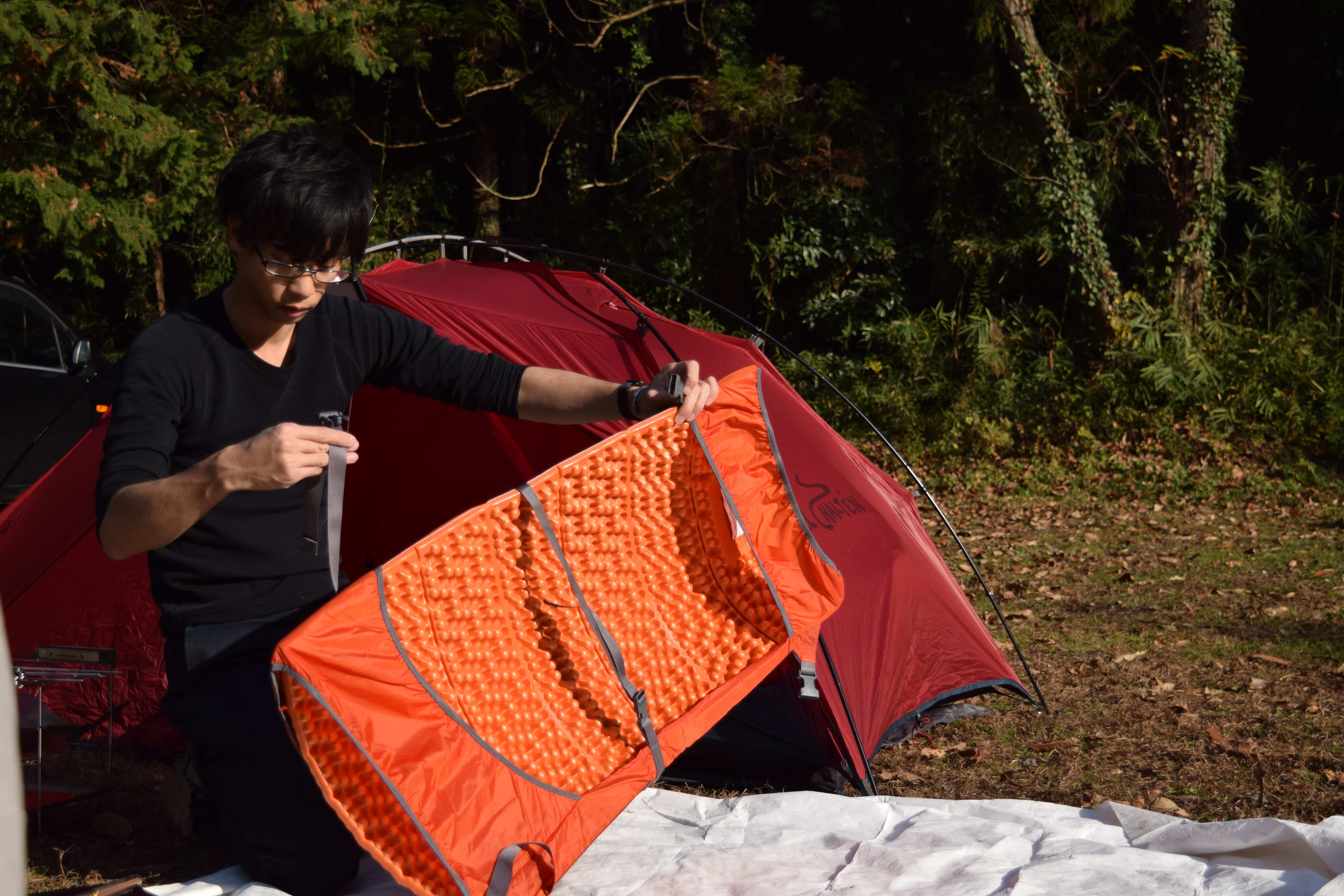 ギアレビュー】サーマレストのトレッカーチェアキットで地べたスタイル