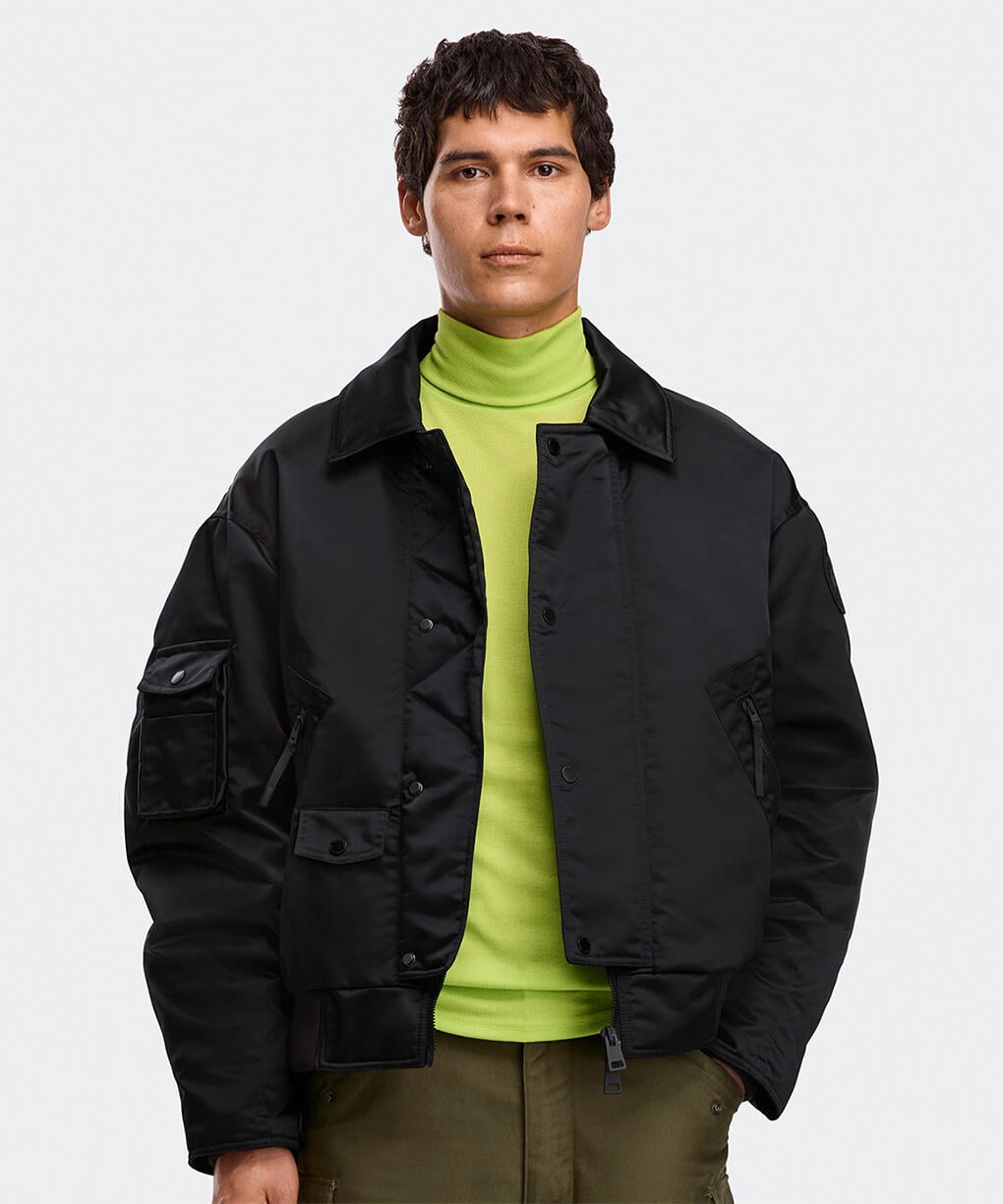 セガン アビエーター ボンバー(4882MT)｜カナダグース (CANADA GOOSE