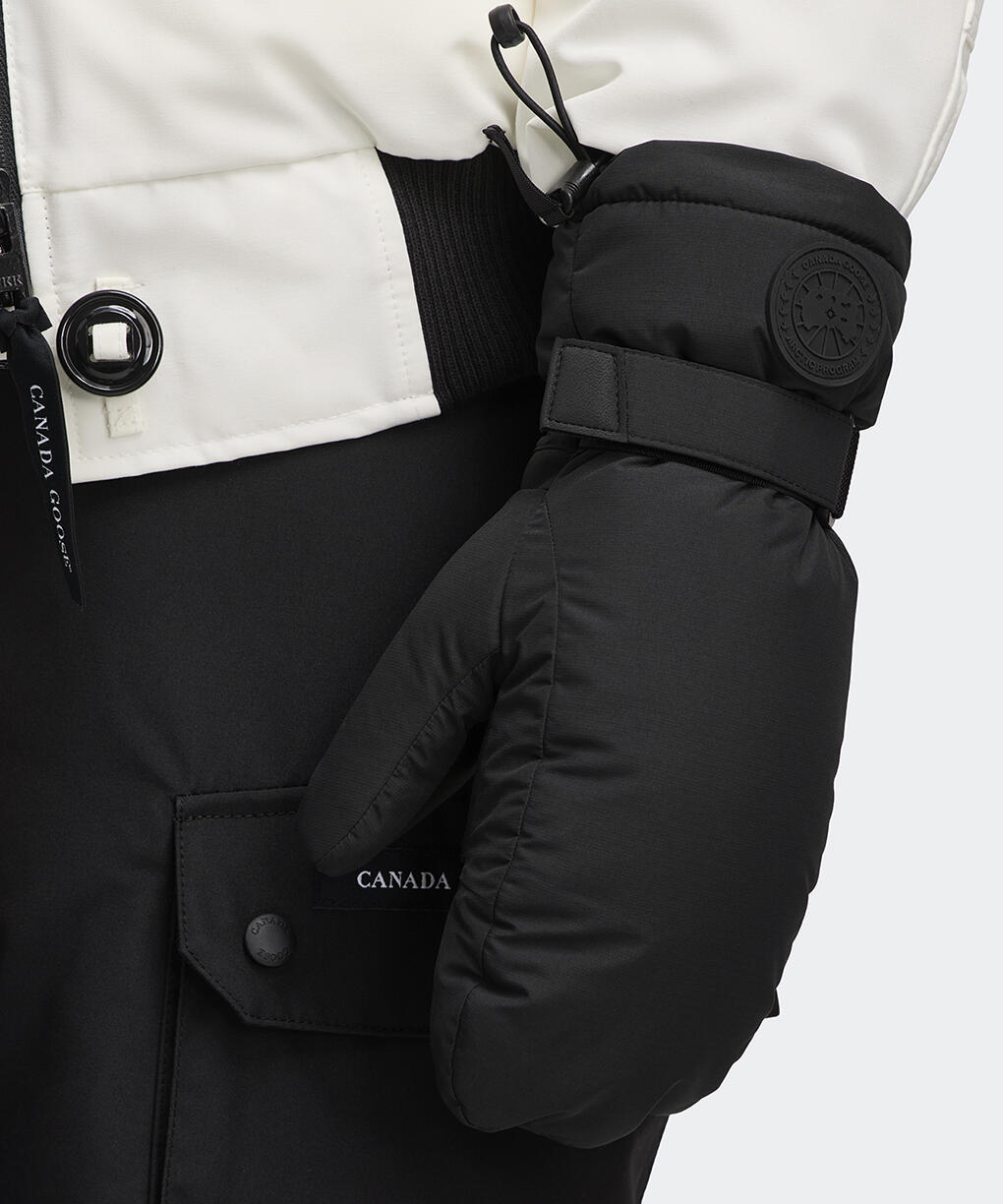 手袋の商品一覧｜サイズガイド用｜カナダグース (CANADA GOOSE) 日本