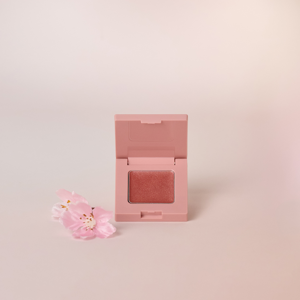 & WOLF & WOLF UVセラムリキッドファンデーション｜【公式】N