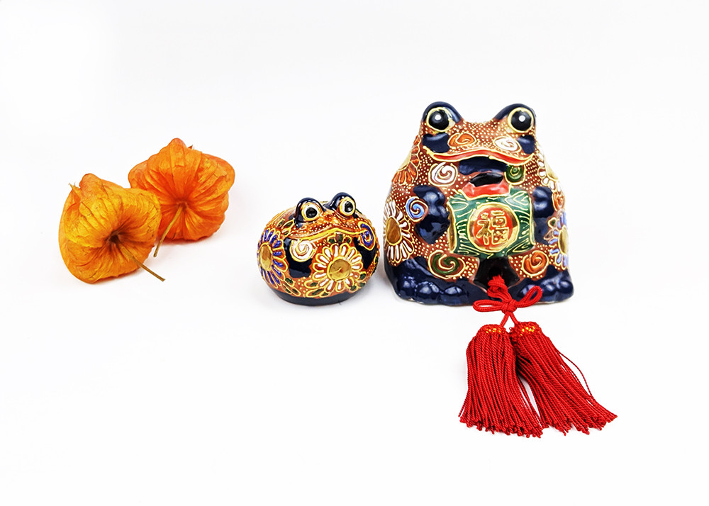 カエル置物 九谷焼 黒小槌蛙3.0号盛 ktymy22kdhb-1909 | 商品一覧