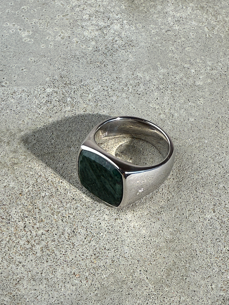 TOMWOOD トムウッド Cushion Green Marble シグネットリング – CALIDA