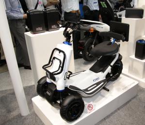 ホンダ：世界初公開！「定年退職したらこれに乗りたい！」を形にした