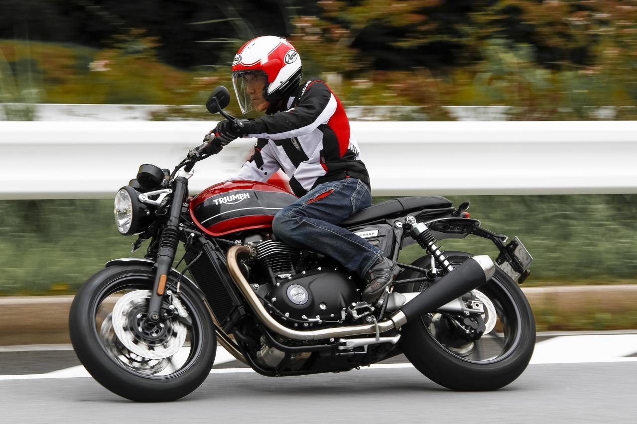 紳士な走りに過激さも同居！｜1200ccビッグツインエンジンの