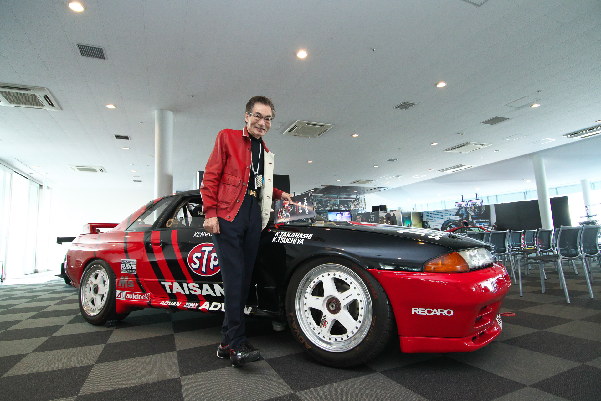 高橋健二と土屋圭市の「STP TAISAN GT-R」も出品される「Team TAISAN
