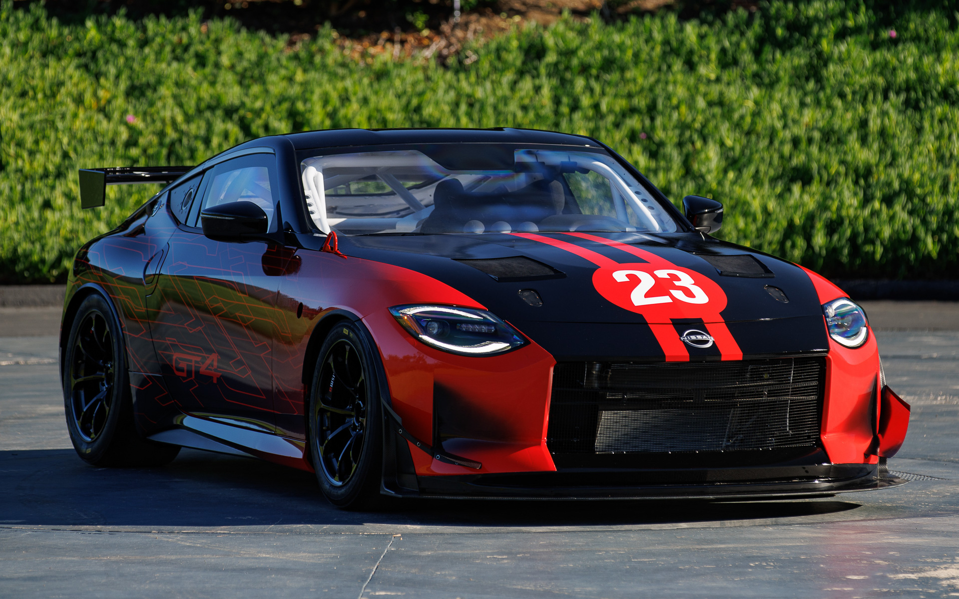 日産、GT4仕様の市販レーシングカー「Nissan Z GT4」をSEMAショー2022