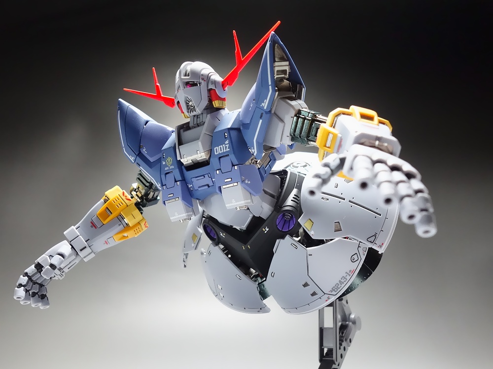 プレミアム完成品】バンダイ RG 1/144 ジオング | プラモデル ガンプラ