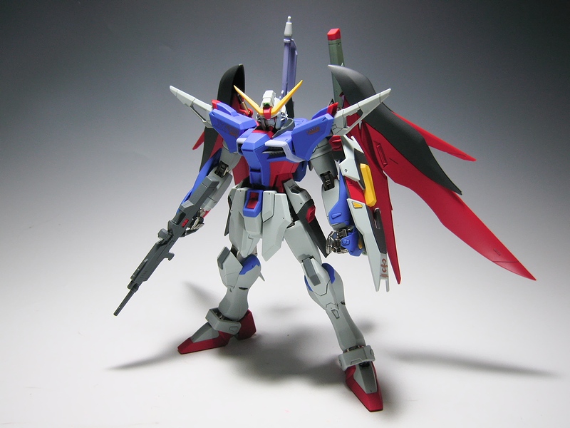 スタンダード完成品】バンダイ MG 1/100 デスティニーガンダム