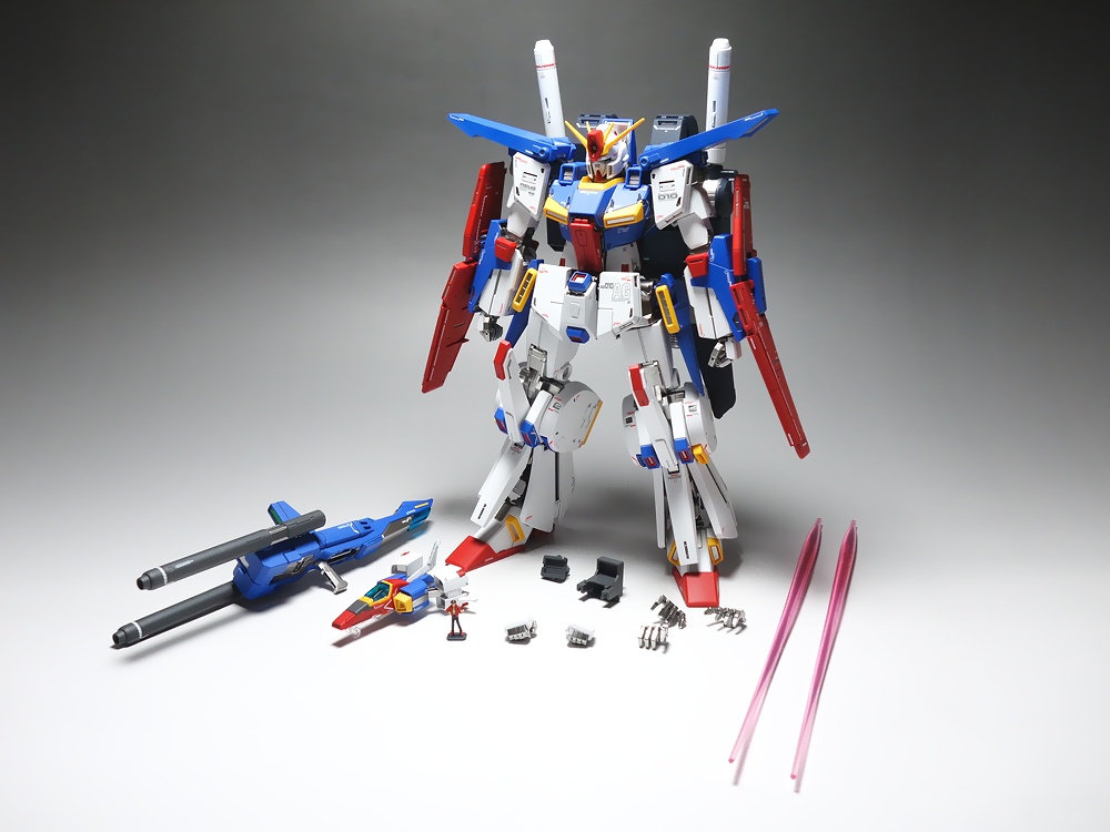 全塗装【プレミアムプラス完成品】バンダイ MG 1/100 ZZガンダム Ver