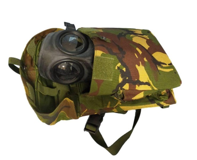 イギリス軍 FM12レスピレーターマスクフルセット 専用バッグ付き s10