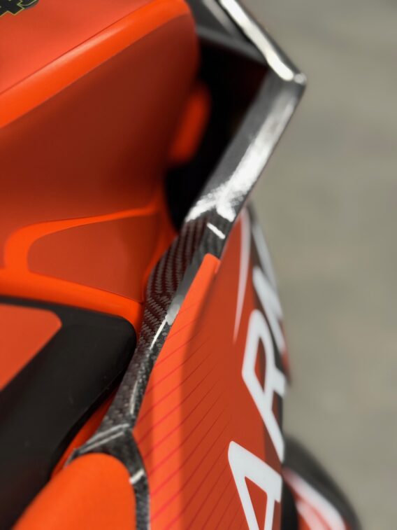 Carbon front right side panel - KTM 890 Adventure R - Carbon Fox