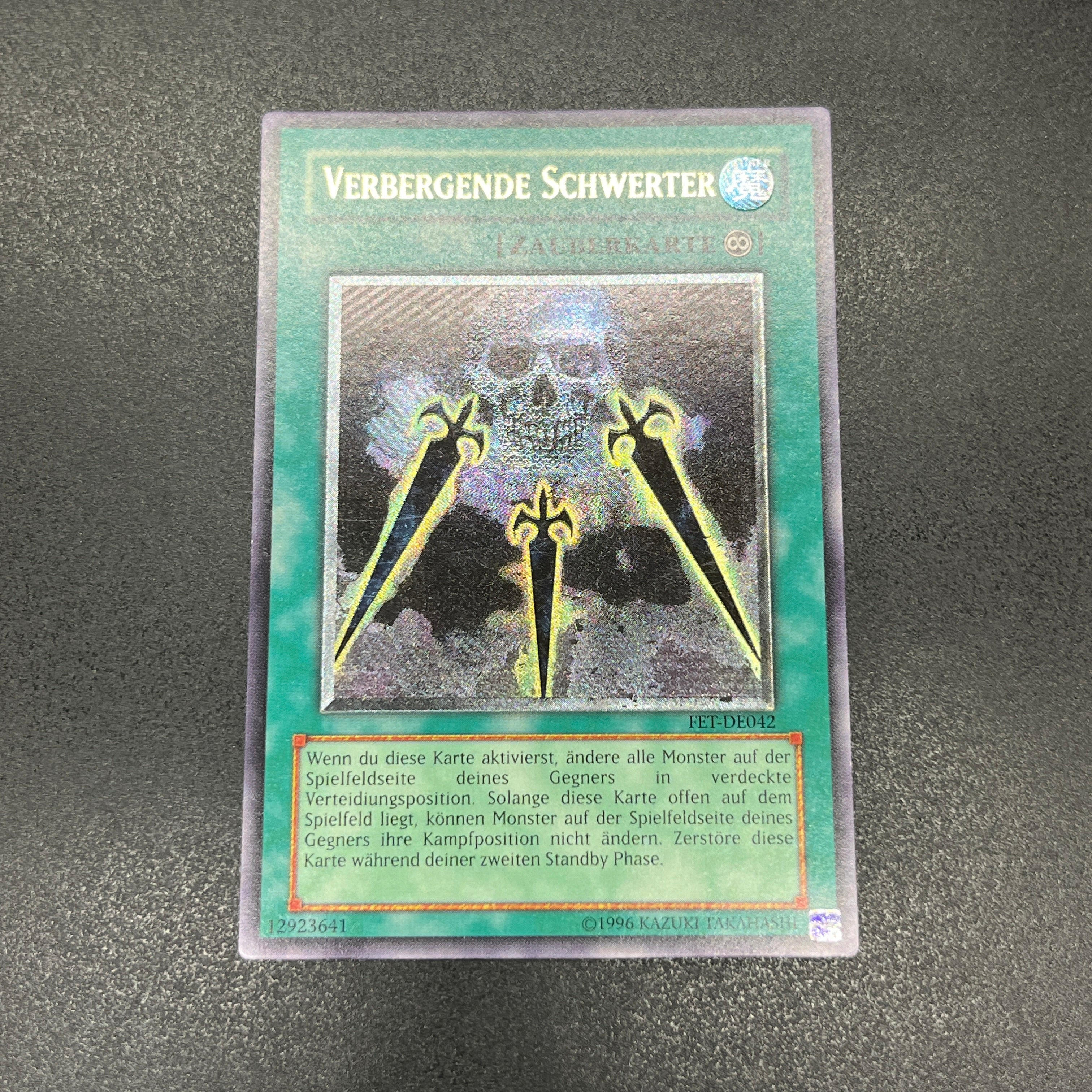 76C0448F-618C-4A11-8E10-