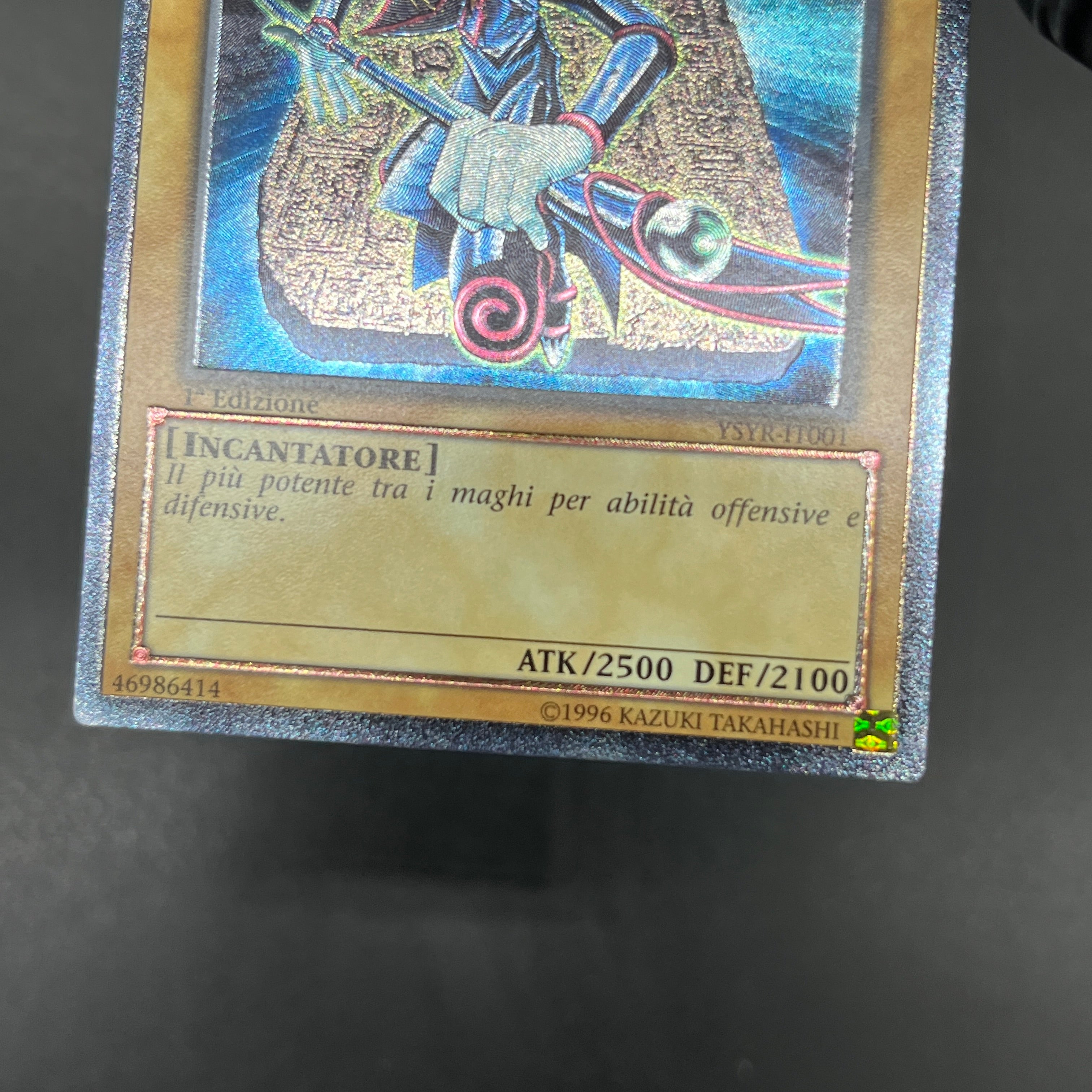 遊戯王 ブラック・マジシャン/レリーフ/イタリア語/1st/EU版 – カード