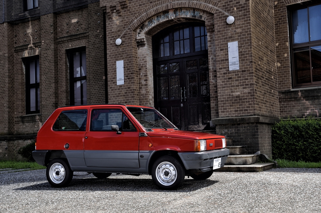 近代イタリア車の原初！偉大なるベーシックカー初代フィアット・パンダ