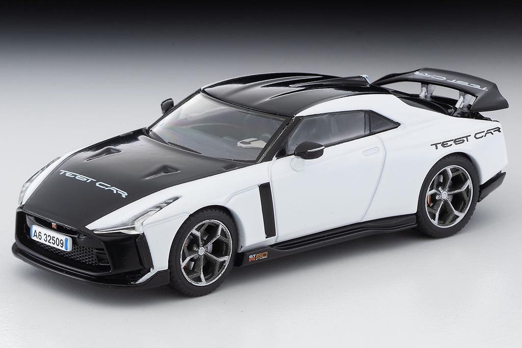 あの超プレミアムモデルがミニカーになって登場！「日産GT-R 50 by