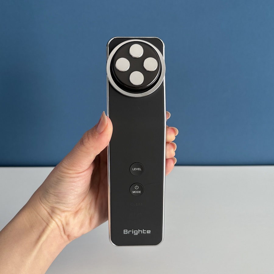 Brighte ELEKI LIFT ブライト エレキリフト （リフト美顔器） : Qutia