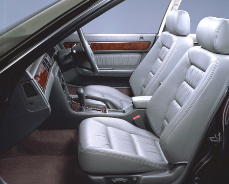 インスパイア（ホンダ）25Xi（1992年1月）｜カタログから中古車を