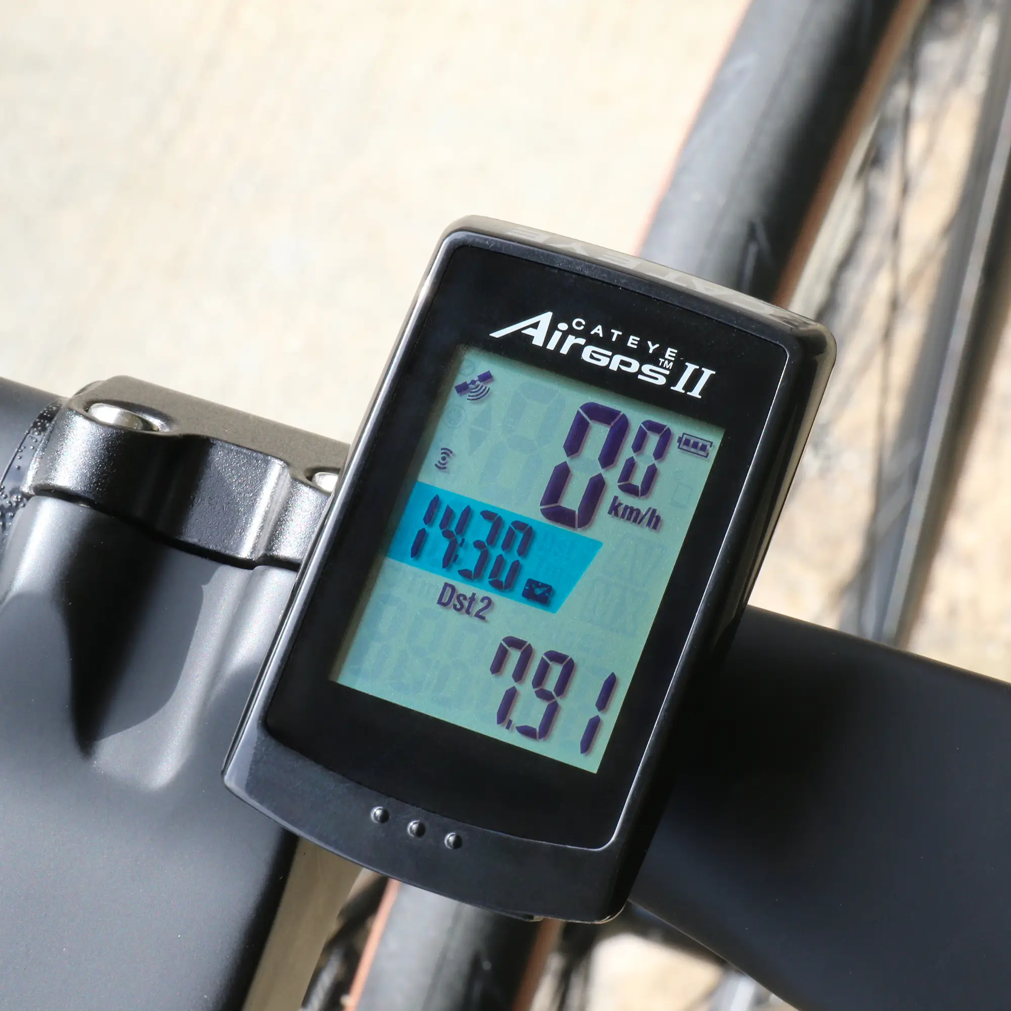 AirGPS II Sensorless 16 hour runtime GPS Cycling Computer – CATEYE