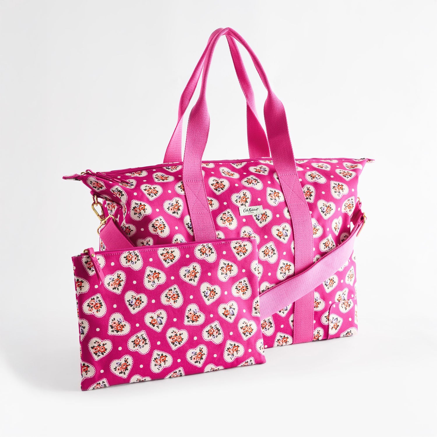 トラベル バッグ Lace Hearts | Cath Kidston 日本公式オンライン