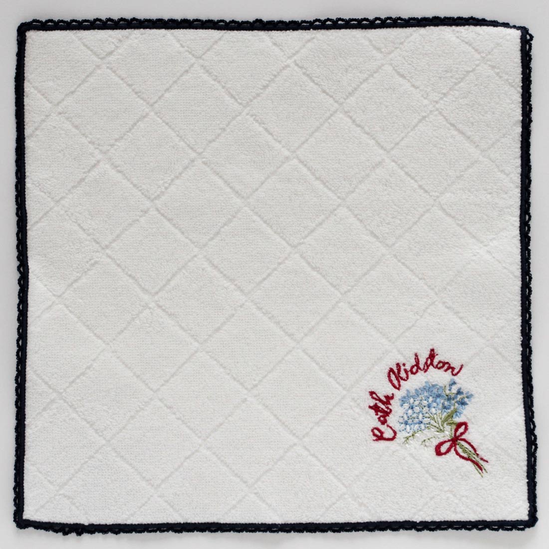 タオルハンカチ ブーケ刺繍 | Cath Kidston 日本公式オンラインストア