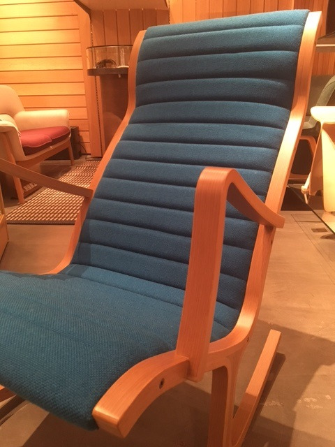 天童木工周年記念モデル ヘロンロッキングチェアのご紹介｜fennica