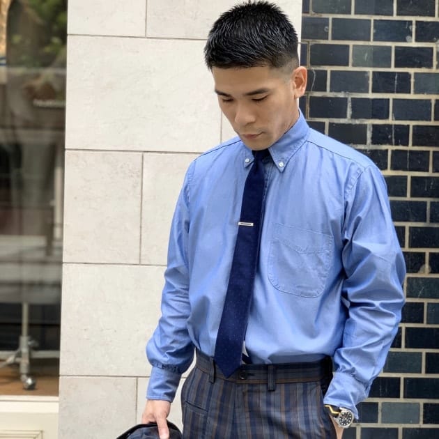 幅広い着こなしが可能なシャツ。｜ビームス プラス 丸の内｜BEAMS