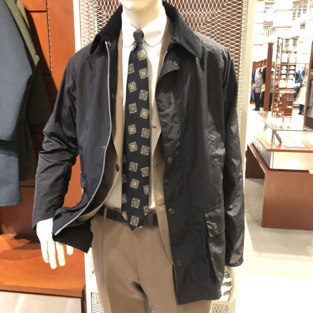 Barbour × BEAMS F＞ 別注モデル シワになりにくい逸品｜ビームス