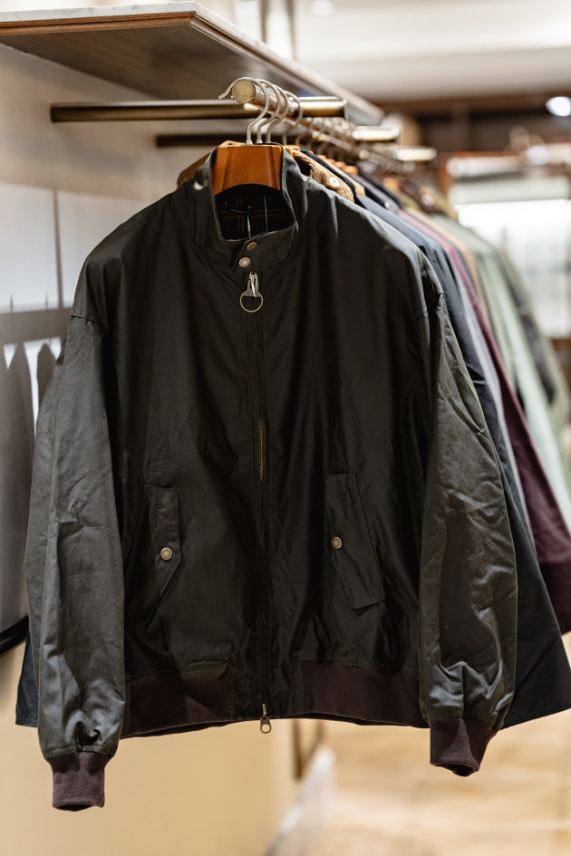 オイルドG9＜Barbour×BARACUTA＞｜ビームスF 新宿｜BEAMS