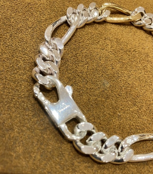 BUNNEY〉フィガロチェーンブレスレットはいかがでしょうか？｜ビームス