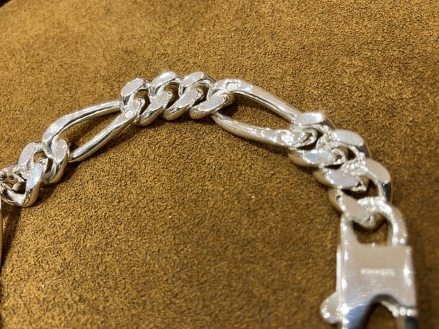 BUNNEY〉フィガロチェーンブレスレットはいかがでしょうか？｜ビームス