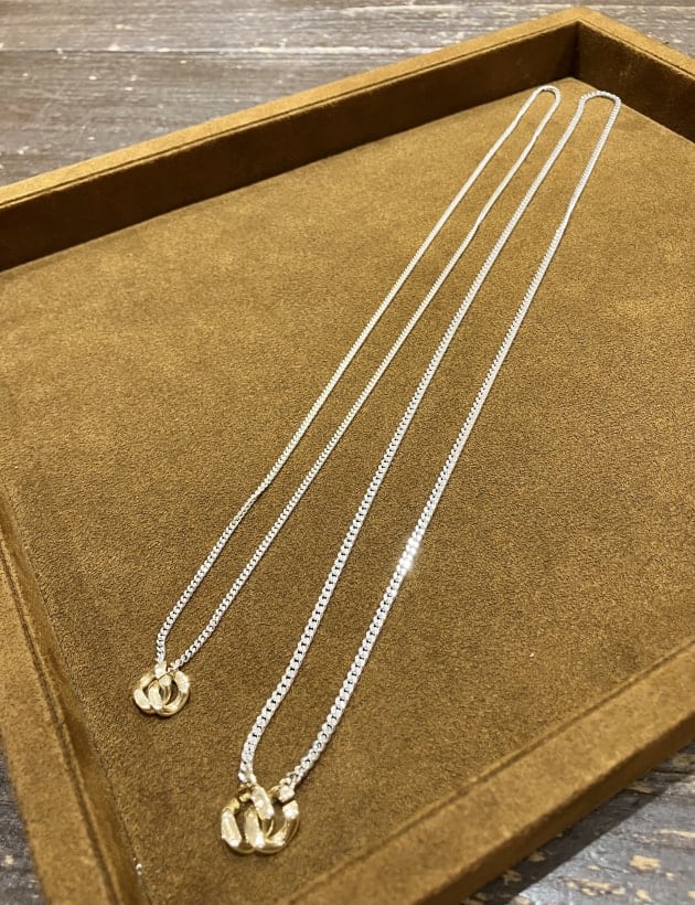 BUNNEY〉シルバーとイエローゴールドのコンビチェーンネックレス