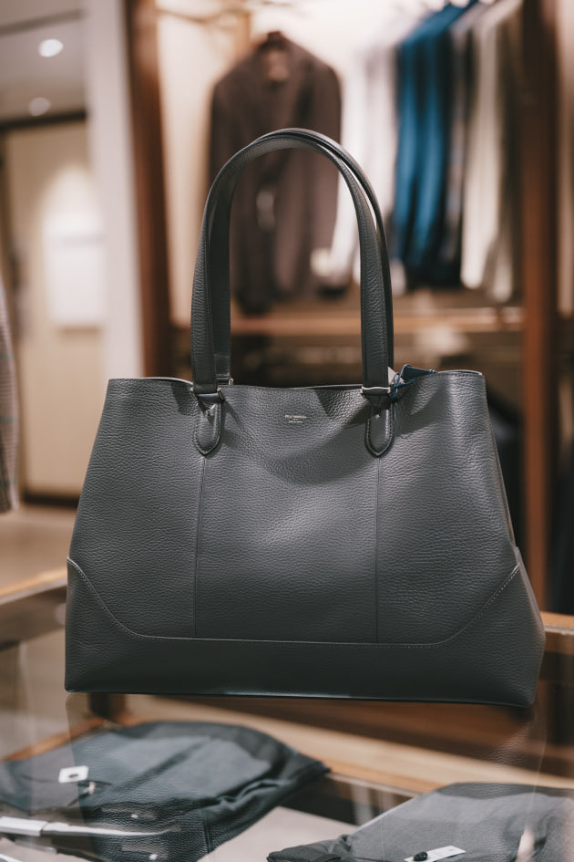 見逃し厳禁のトートバッグ、おすすめカラーはラスト1点＜PELLE