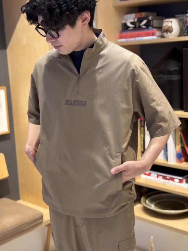 大人のベージュコーデ】BEAMS GOLFセットアップスタイル｜ビームス