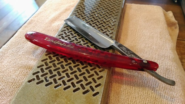 西洋剃刀をレストアしました。谷藤 Maxfli Gold編 - だもんで、だで