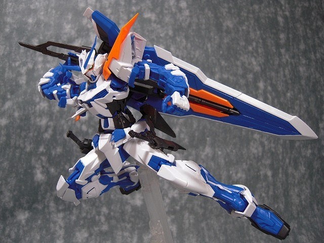 MGガンダムアストレイ ブルーフレームセカンドリバイ レビュー