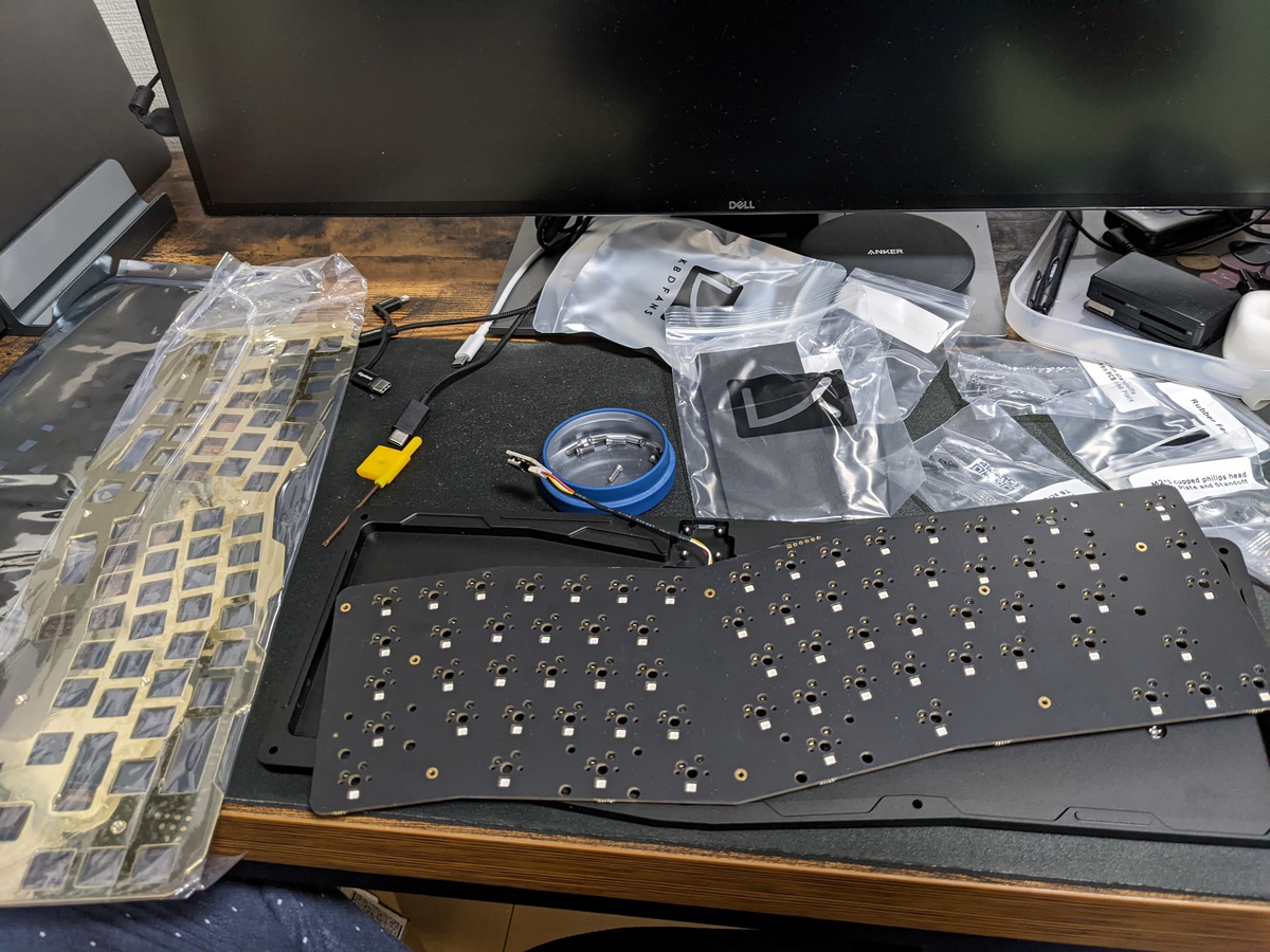 KBDFANS MAJA V2 Review - バーサタイル日記