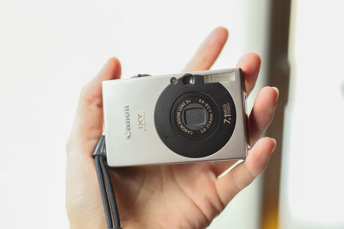 通電品 canon キャノン IXY 110 IS デジタルカメラ コンデジ