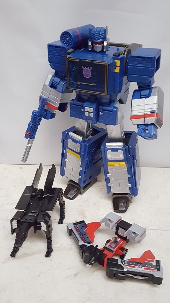 TFレジェンズ LG36 サウンドウェーブ - toystockのブログ