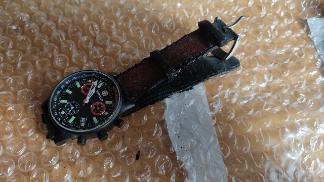 ジャンク腕時計 WENGER 海猿モデル コマンドSRCクロノグラフ - 裏を