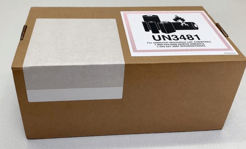 開封レビュー】iPhone SE2 ホワイト（白）を購入してみた！付属品も