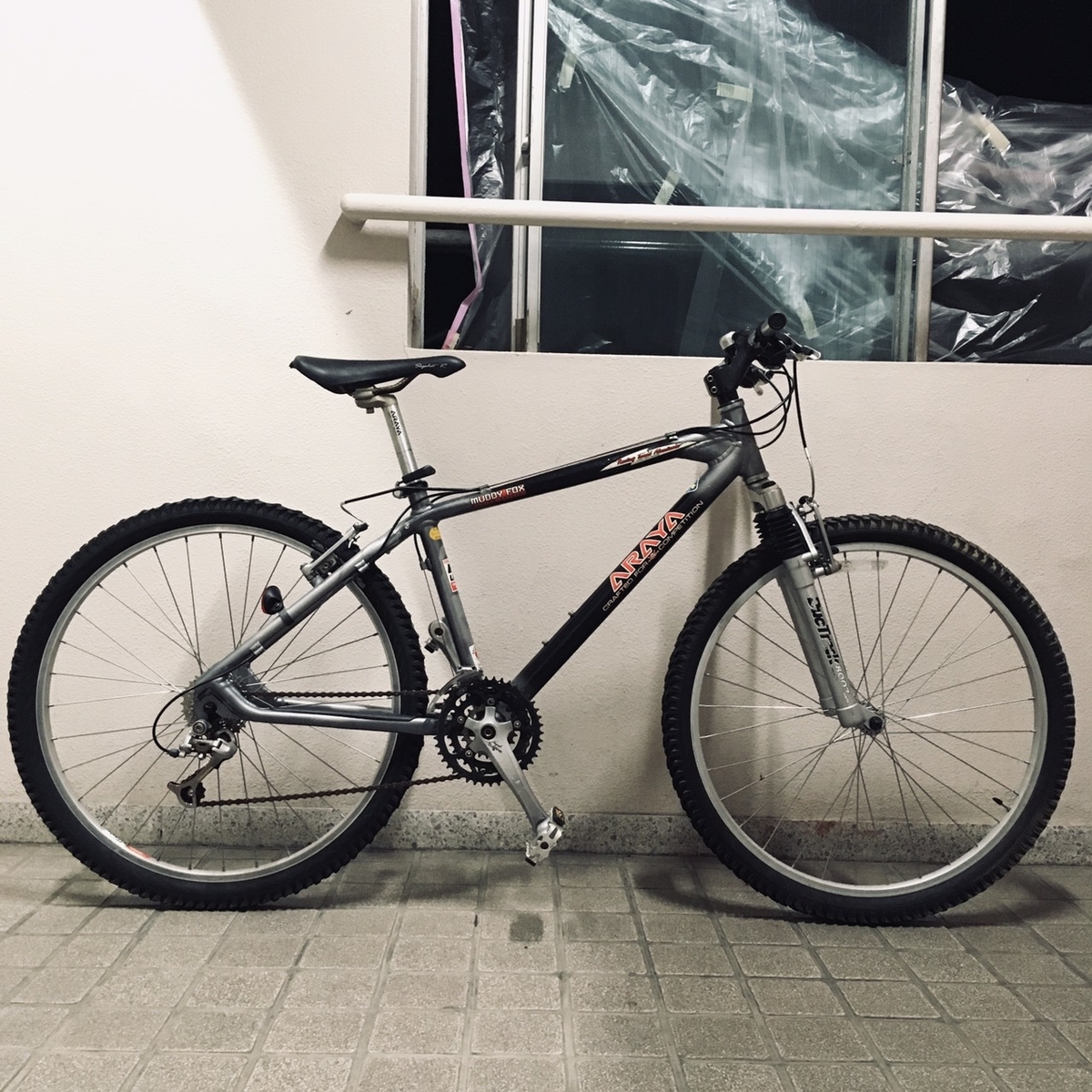 ヤフオクで買った97年製 Muddy Foxのレストア① 状態の確認