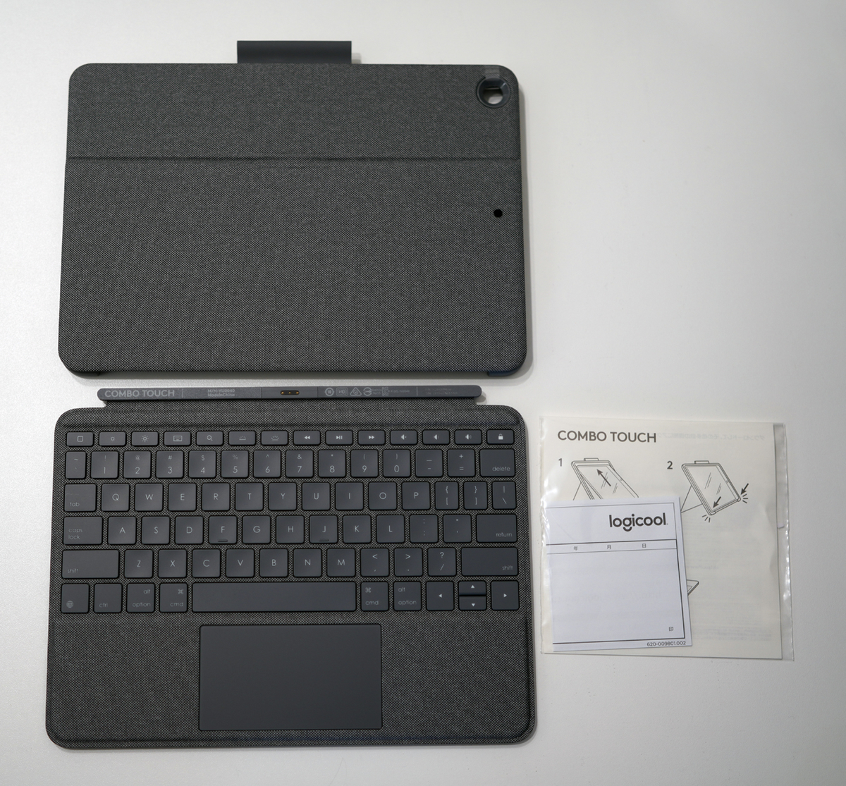 Logicool Combo Touch Keyboard Case with Trackpad for iPad（第7・8