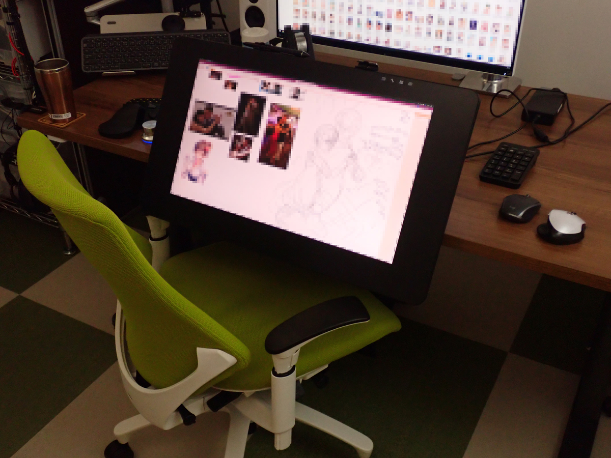 レビュー】Wacom FlexarmとエルゴトロンHXアームの比較 - 乾酪醤油.com