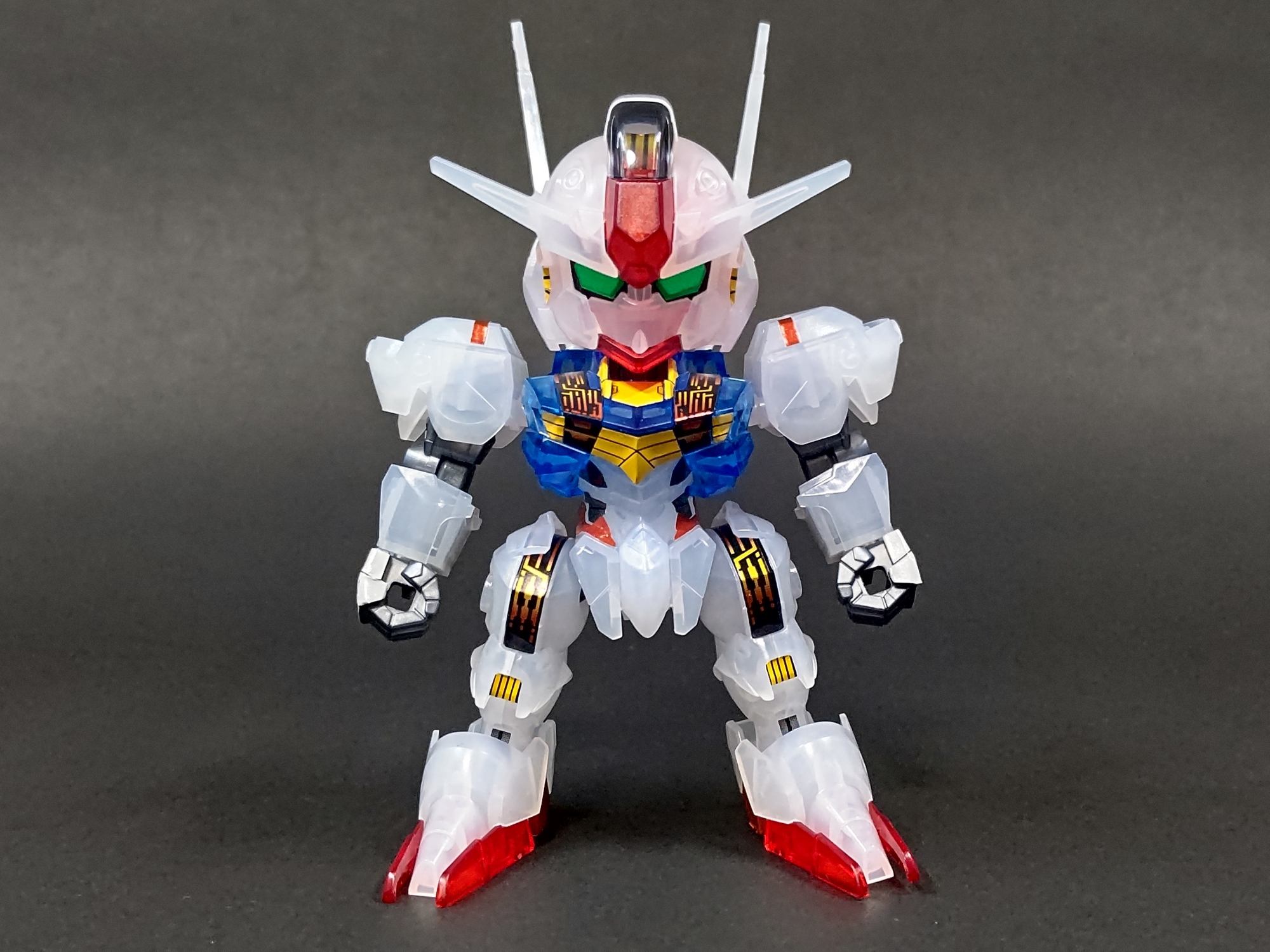 SDEXスタンダード】ガンプラ入りラウンドBOX『ガンダムエアリアル