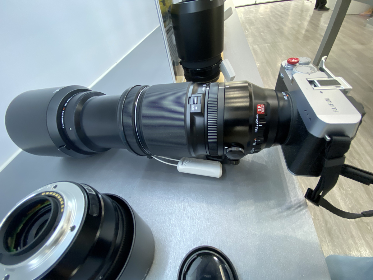 フジのズームレンズ「XF70-300mmF4-5.6 R LM OIS WR」 - MONOKIRI 35mm