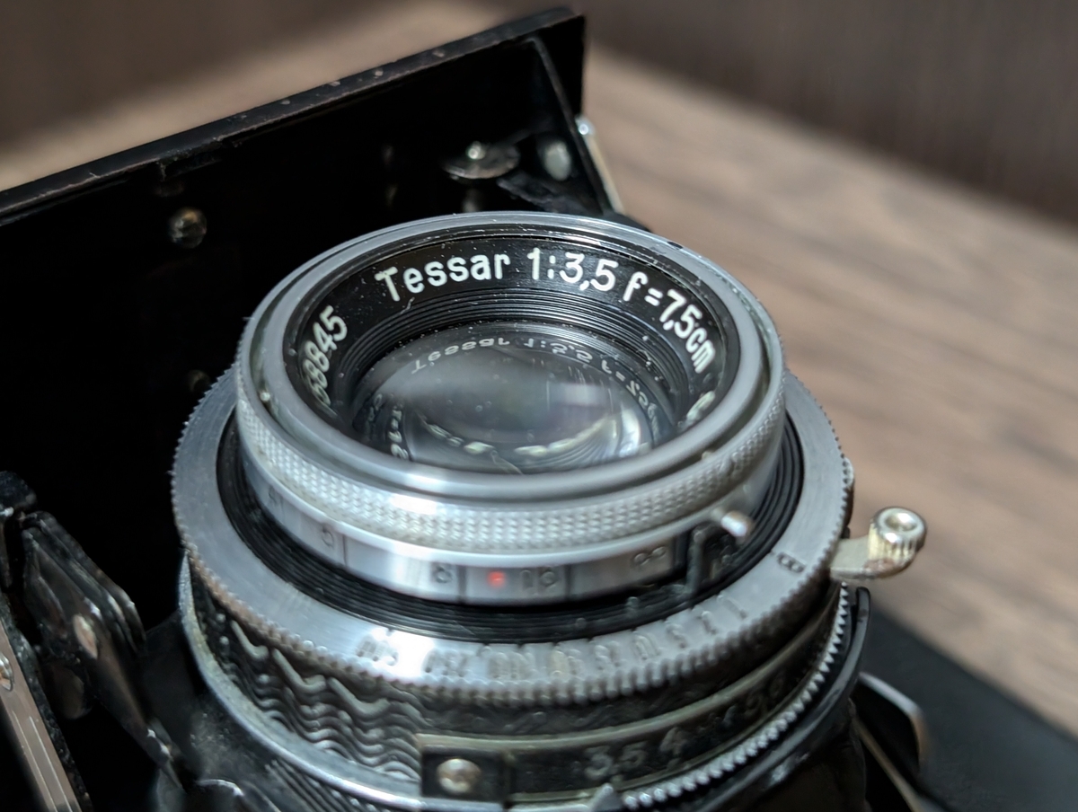 Zeiss Ikon Ikonta 521/16が思ったよりも使いやすかった。 - Nogami_photo