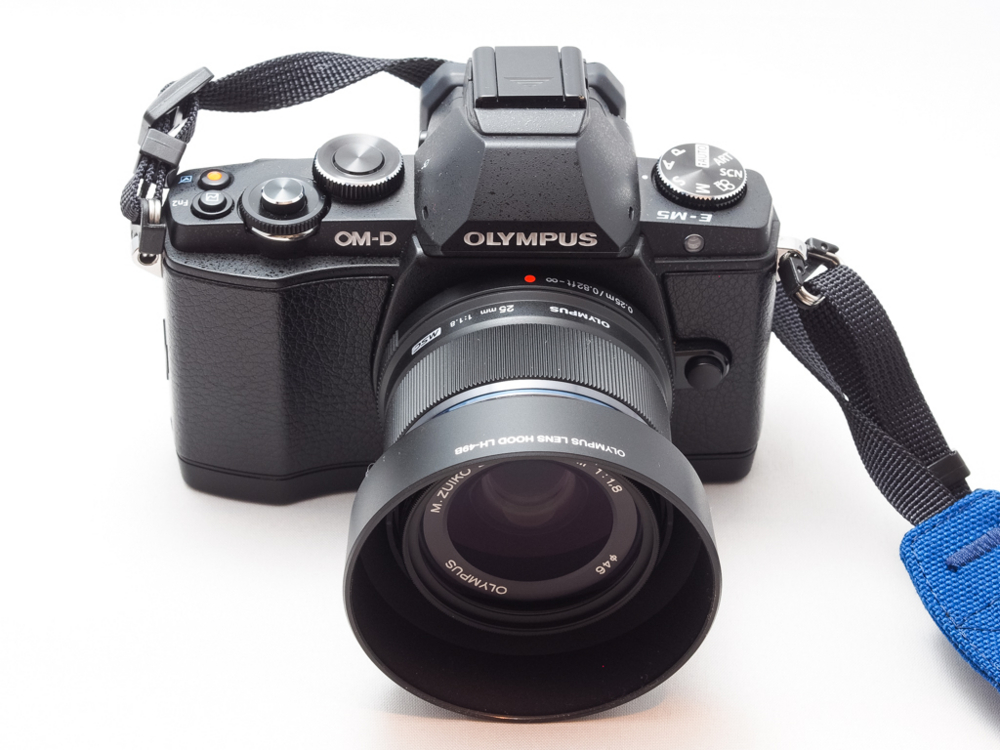 お手頃価格の標準単焦点レンズOLYMPUS「M.ZUIKO DIGITAL 25mm F1.8」を